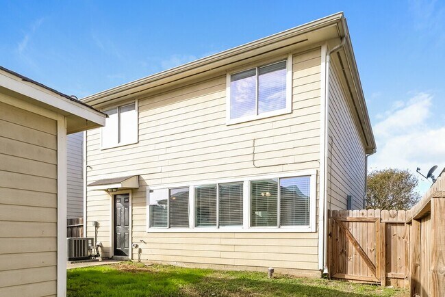 property at 1043 Verde Trails Dr