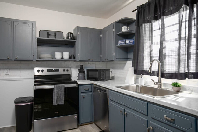 812 4th St W in Birmingham, AL - Building Photo - Building Photo