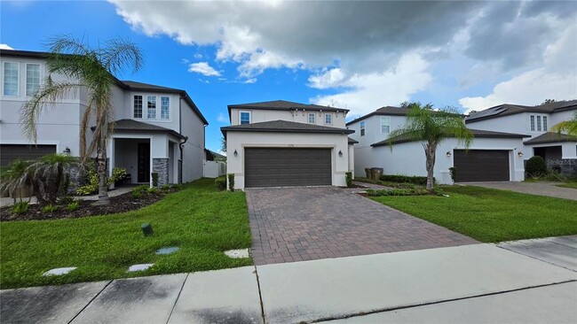 1170 Arisha Dr