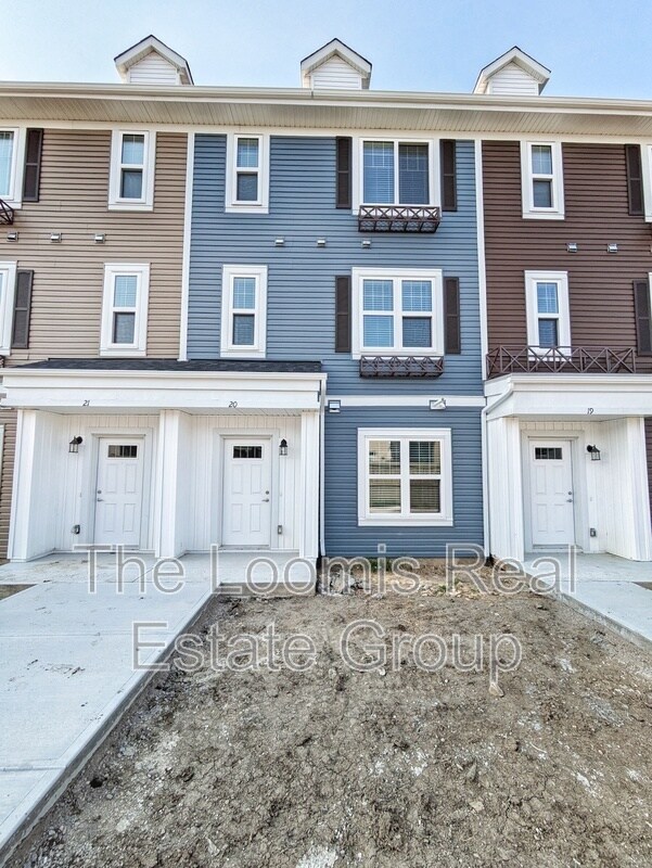 903 Crystallina Nera Way NW in Edmonton, AB - Building Photo - Building Photo