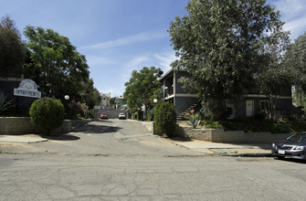 Peck Street Manor Apartments in Lake Elsinore, CA - Building Photo - Building Photo