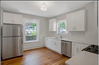 116 Winthrop Rd in Brookline, MA - Building Photo - Building Photo