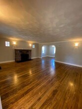 702 S Cherry St in O'Fallon, IL - Building Photo - Building Photo