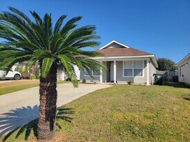 3031 Flintlock Dr in Pensacola, FL - Building Photo