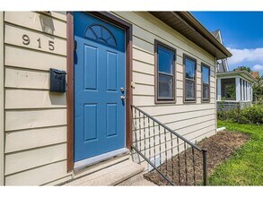 915 Fuller Ave in St. Paul, MN - Building Photo - Building Photo