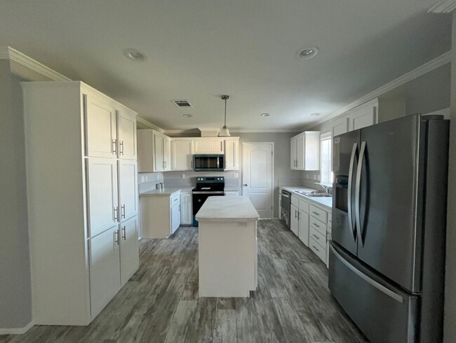 36 Eland Dr in North Fort Myers, FL - Building Photo - Building Photo