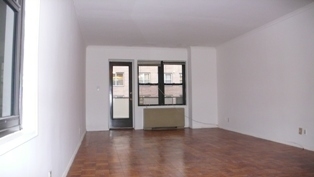 115-117 E 71st St in New York, NY - Foto de edificio - Interior Photo