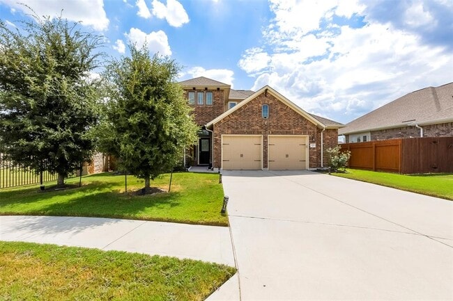 property at 3721 Royal Tern Ct