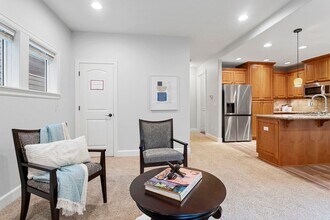 17431 SW Cricket Ct in Beaverton, OR - Building Photo - Building Photo