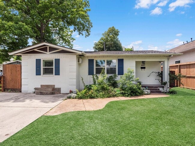 1207 Archer St in Houston, TX - Building Photo - Building Photo