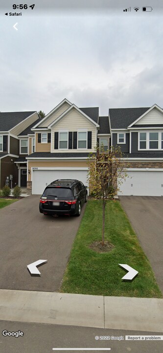 18486 60th Pl N in Plymouth, MN - Foto de edificio