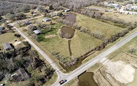 236 Ave G St in Sealy, TX - Foto de edificio - Building Photo