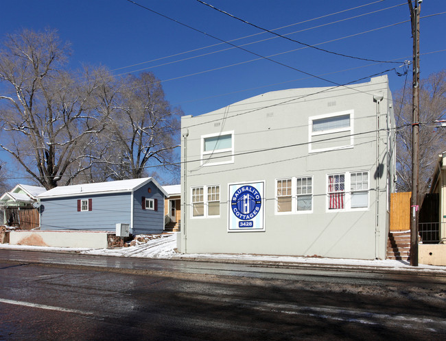 Sausalito Cottages in Colorado Springs, CO - Foto de edificio - Building Photo