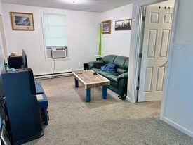 727 1/2 3rd St N in Fargo, ND - Building Photo