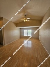 5743 Valle Alegre Pl NW in Albuquerque, NM - Building Photo - Building Photo