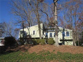 1623 Rex Dr in Marietta, GA - Building Photo