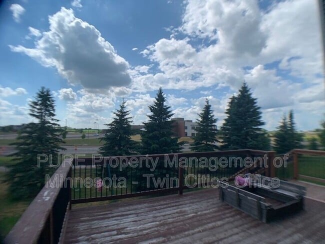 1704 Basswood Ct in Carver, MN - Building Photo - Building Photo