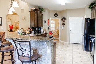 415 Starling Creek Loop in Laredo, TX - Building Photo - Building Photo