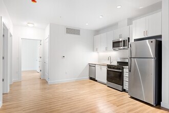 Ontario Place in Washington, DC - Foto de edificio - Interior Photo