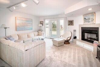 7701 Atlantic Ave in Margate City, NJ - Foto de edificio - Building Photo