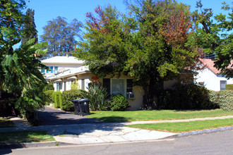 14121-14123 1/2 Sylvan St in Van Nuys, CA - Building Photo - Other