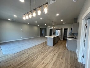 719 N 46th Ave in Yakima, WA - Building Photo - Building Photo