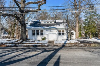 1739 Asbury Ave in Asbury Park, NJ - Foto de edificio - Building Photo