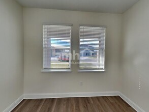 3691 Lk Blf Lp in Apopka, FL - Building Photo - Building Photo