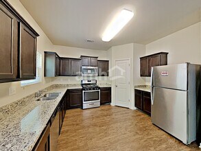 3061 Avondale Blvd SE in Conyers, GA - Building Photo - Building Photo