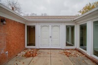 3772 Tall Oaks Dr in Toledo, OH - Building Photo - Building Photo