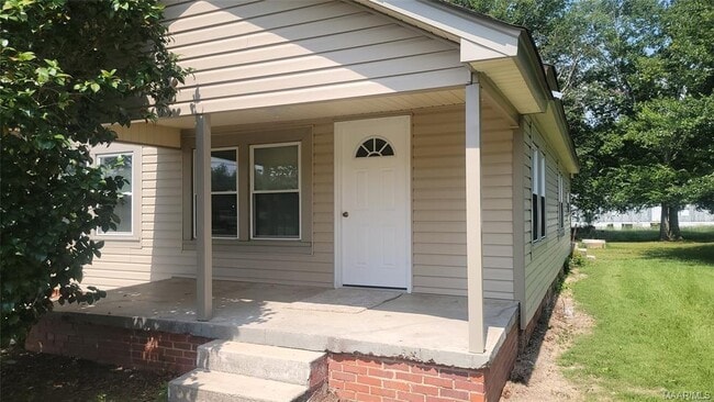 property at 1960 Ceasarville Rd