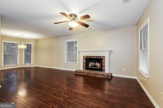 337 Summer Pl in Peachtree City, GA - Building Photo - Building Photo