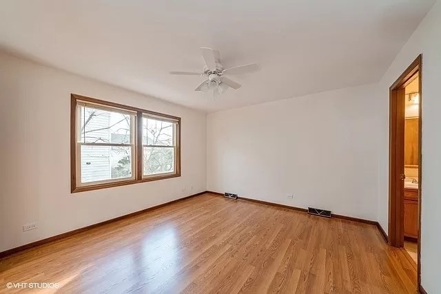 35 Evergreen Rd in Streamwood, IL - Building Photo - Building Photo