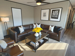 139 Ponderosa Way in Sanger, TX - Building Photo - Building Photo