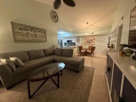 236 Village Blvd, Unit 1202 in Tequesta, FL - Building Photo