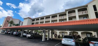 19029 US Hwy 19 N in Clearwater, FL - Building Photo