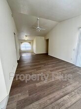 9334 E Plana Ave in Mesa, AZ - Building Photo - Building Photo