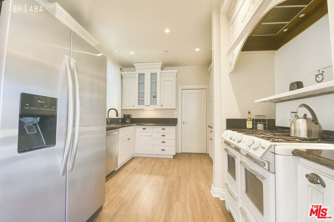 property at 753 S Ogden Dr