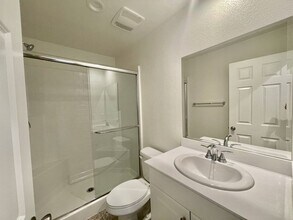 21151 Packing House Ct in Riverside, CA - Building Photo - Building Photo