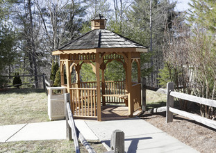 Northpoint Commons Apartments in Asheville, NC - Building Photo - Building Photo