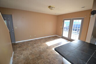 1115 N Duluth Ave in Sioux Falls, SD - Building Photo - Building Photo