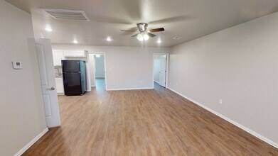 409 E Tonner Ave in Calera, OK - Building Photo - Building Photo