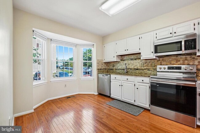 property at 12372 Herrington Manor Dr