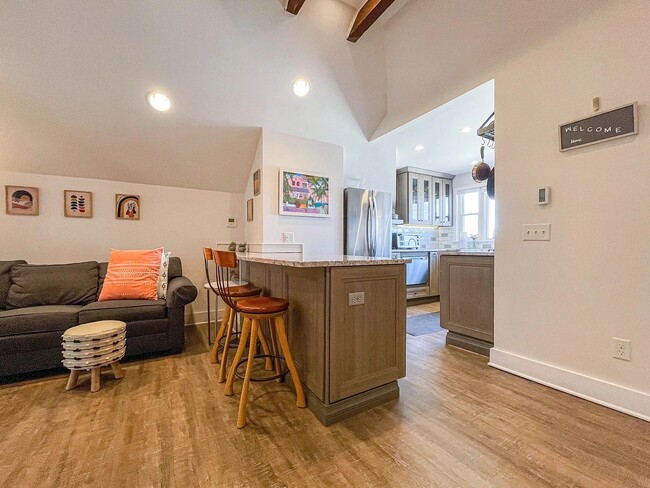 3 Grant St, Unit 3 in Portland, ME - Foto de edificio - Building Photo