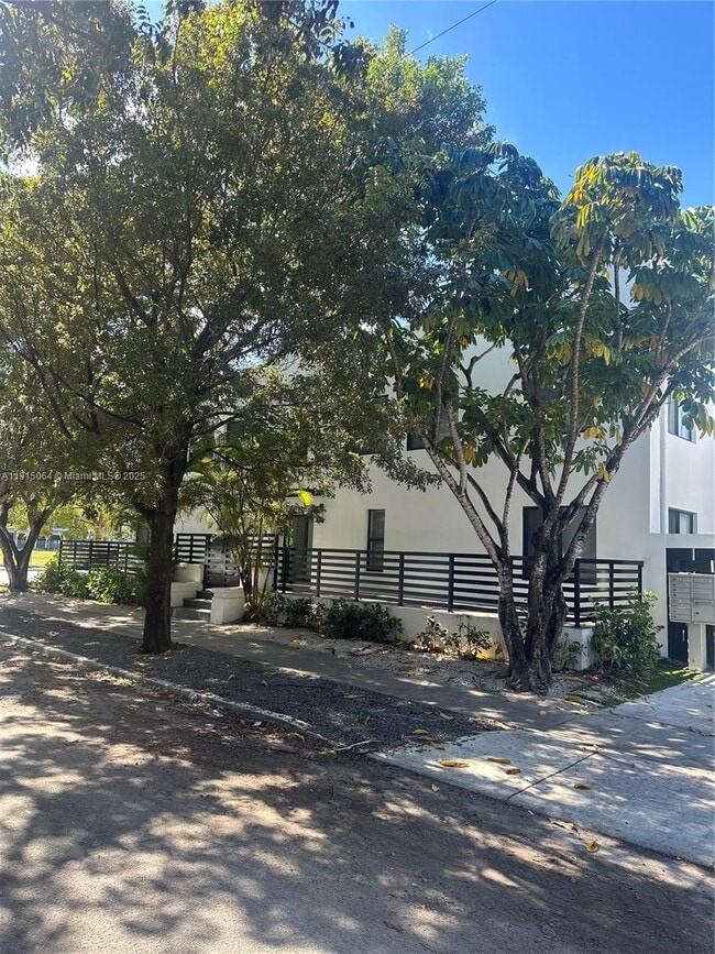 property at 638 SW 21st Ave