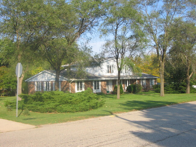 171 Wolf Dr photo'