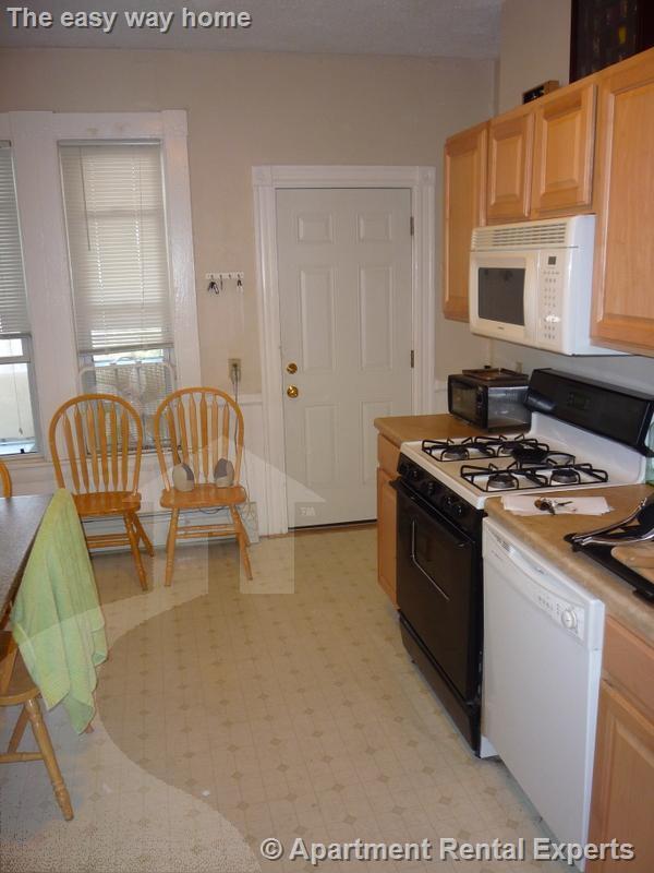 423 Franklin St in Cambridge, MA - Building Photo - Building Photo