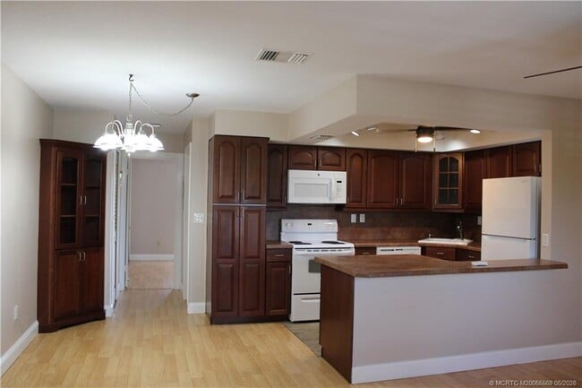 property at 2600 S Kanner Hwy