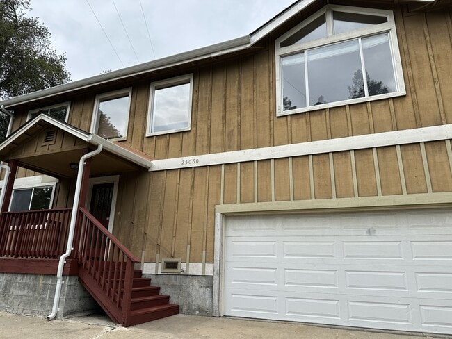 property at 25060 Soquel San Jose Rd