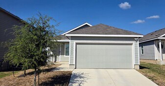 10003 Leeds Wheel in San Antonio, TX - Building Photo